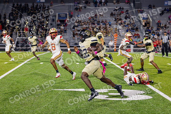 261008 Caney Creek vs Conroe Football - Riley Santler-51
