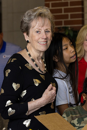 040123 Laura Wilkinson Dedication-41