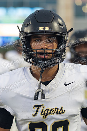 261001 Conroe vs Oak Ridge-40