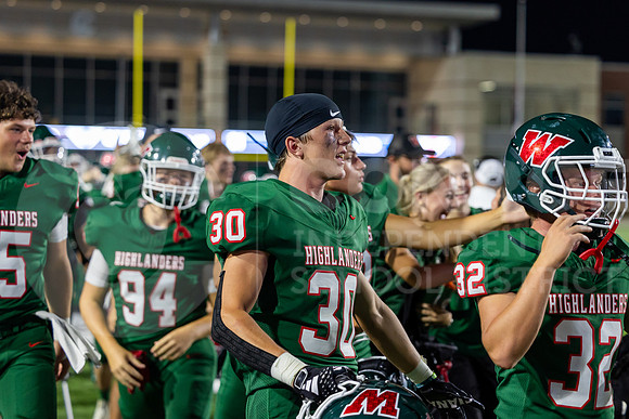 260828 Bridgeland vs TWHS Football - Evelyn Reinhardt-27
