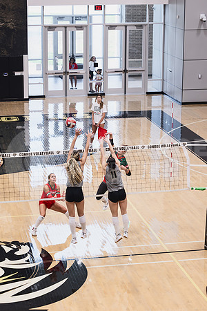 260922 TWHS vs. CHS Volleyball-17