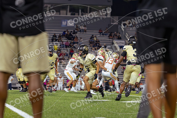 261008 Caney Creek vs Conroe Football - Riley Santler-34