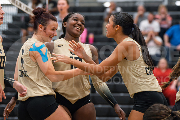 260908 GOHS vs CHS - Natalya Chicas-41