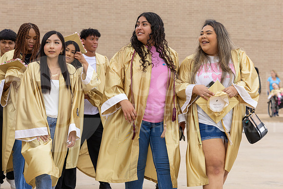 250515 CHS Last Walk-40