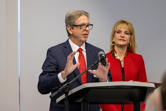 042723 Education Foundation-100