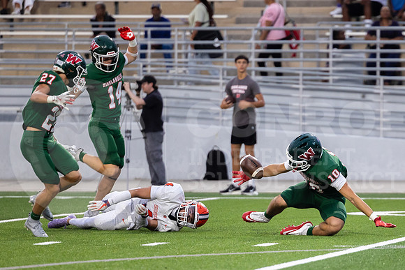 260828 Bridgeland vs TWHS Football - Evelyn Reinhardt-9