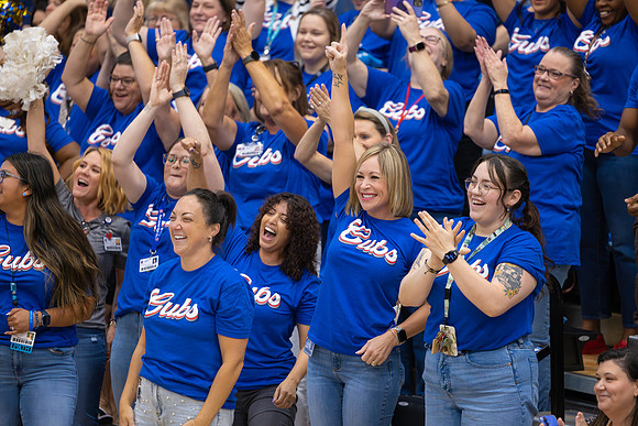 250808 CHS (Peet) Feeder Pep Rally-78