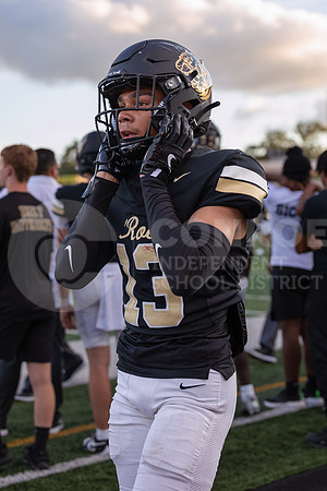 240830 Elsik vs CHS Football - Ainsley Stewart-59