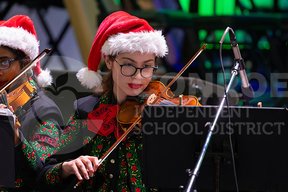 241205 Holly Jolly Jingle-60