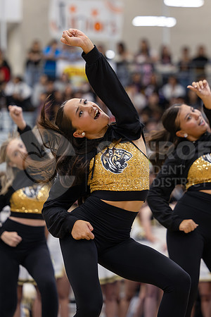 241004 CHS HOCO Pep Rally - Ainsley Stewart-27