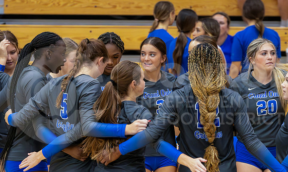 230822 CPHS vs GOHS Volleyball - Ralph Tallent-79