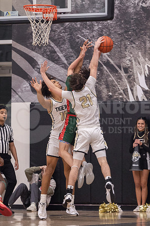 250108 TWHS vs CHS boys basketball - Isabella Todd-24