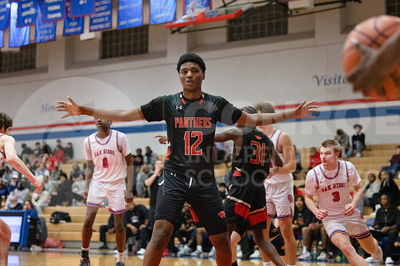 250108 CCHS vs ORHS Boys Basketball - Emma Warzon-21