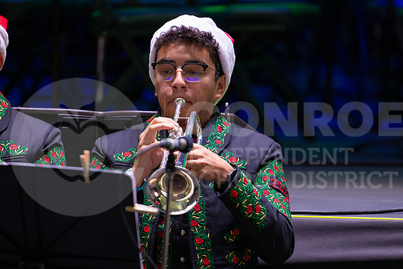 241205 Holly Jolly Jingle-62