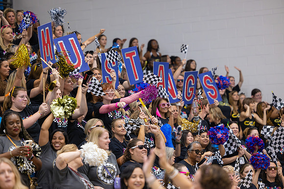 250808 CHS (Peet) Feeder Pep Rally-122