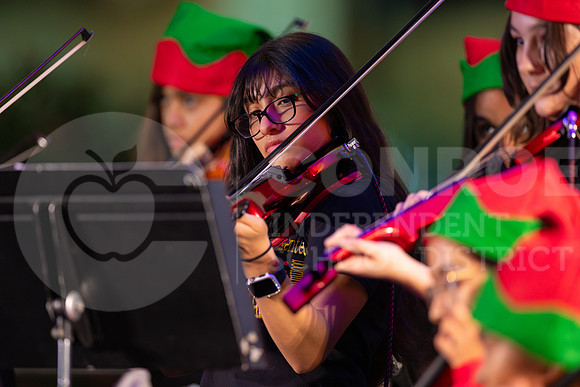 241205 Holly Jolly Jingle-63
