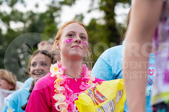 230927 Red and Green Parade - Taryn Farsnworth-114