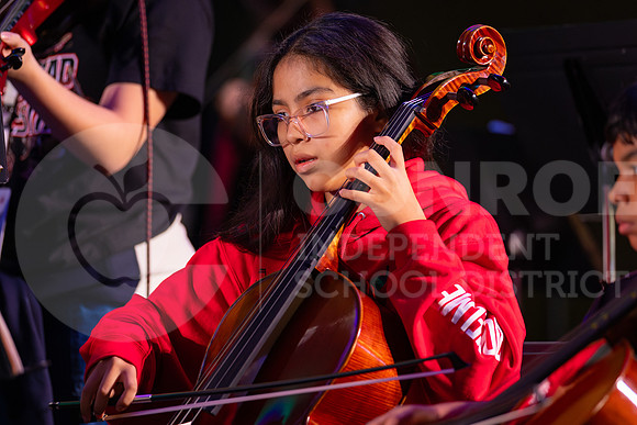 241205 Holly Jolly Jingle-45