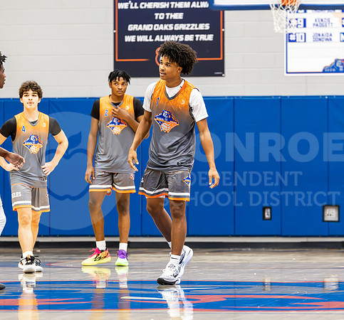 231014 GOHS v North Forest Basketball - Ralph Tallent-36