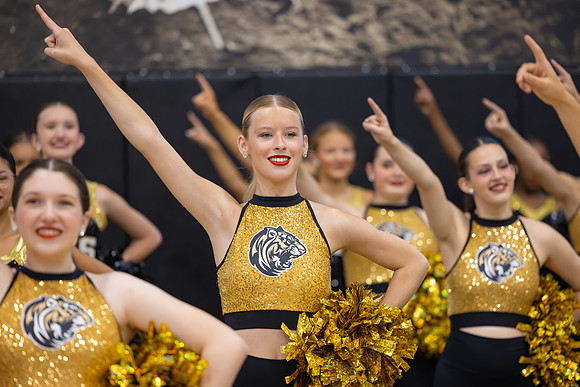 250808 CHS (Peet) Feeder Pep Rally-124