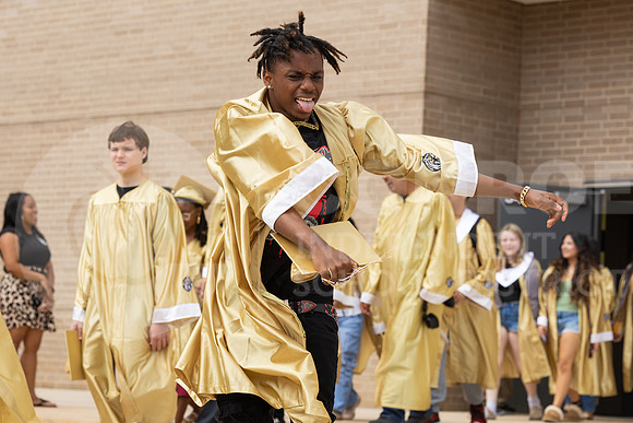 250515 CHS Last Walk-56