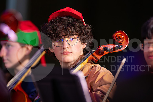 241205 Holly Jolly Jingle-119
