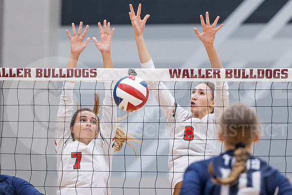 231107 TWHS vs Tomball Memorial - Taryn Farsnworth-34