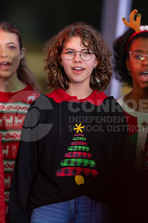 241205 Holly Jolly Jingle-102