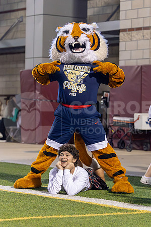 231117 Klein Collins vs TWHS - Taryn Farnsworth-62