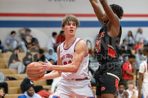 250108 CCHS vs ORHS Boys Basketball - Emma Warzon-41