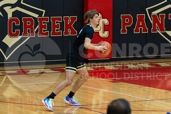 231128 CHS vs Caney Creek Basketball - Samantha Schneider-365