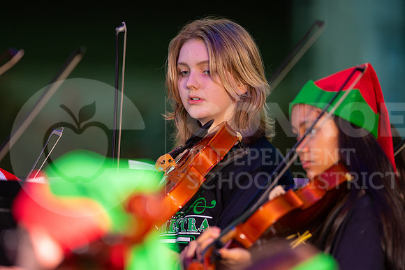 241205 Holly Jolly Jingle-77