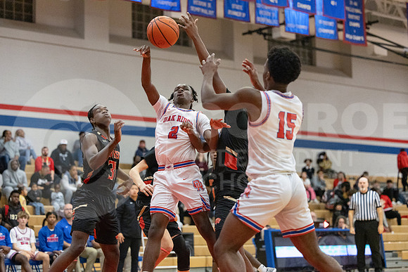 250108 CCHS vs ORHS Boys Basketball - Emma Warzon-37