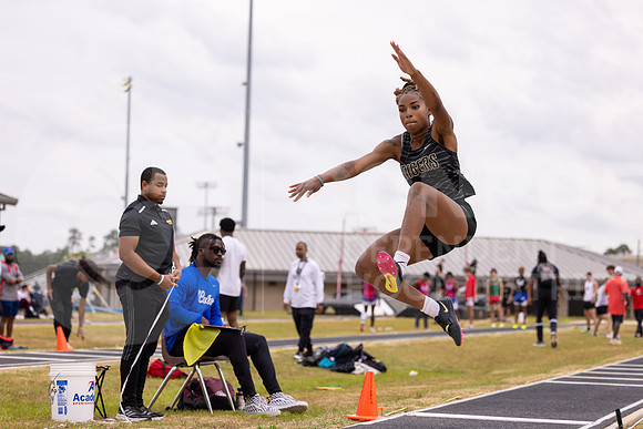 240307 Tiger Relays-43