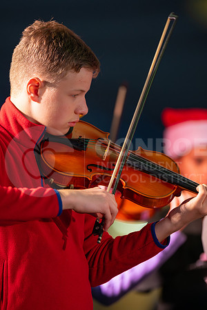 241205 Holly Jolly Jingle-25