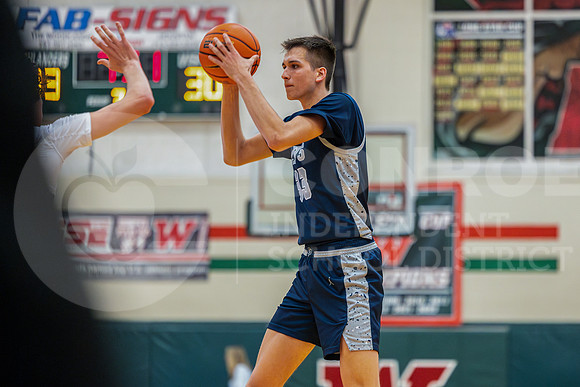250131 CPHS vs TWHS Boys Basketball - Jia Esparza-12
