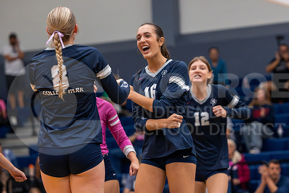 240917 TWHS vs CPHS Volleyball - Taryn Farnsworth-51