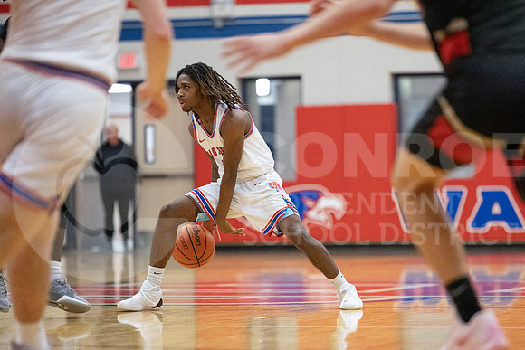 250108 CCHS vs ORHS Boys Basketball - Emma Warzon-38