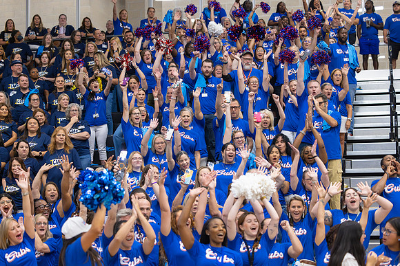 250808 CHS (Peet) Feeder Pep Rally-39