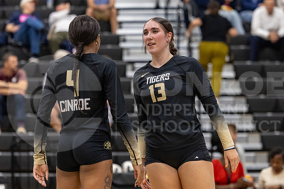 240827 College Park vs Conroe Volleyball - Caroline Rodriguez-36