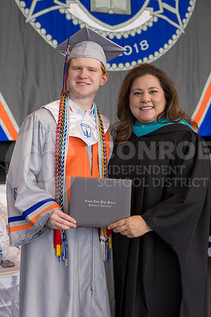 240518 Grrand Oaks HS Graduation-5