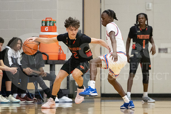 250108 CCHS vs ORHS Boys Basketball - Emma Warzon-40