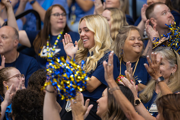250808 CHS (Peet) Feeder Pep Rally-47