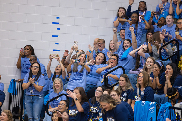 250808 CHS (Peet) Feeder Pep Rally-66