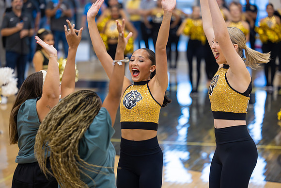 250808 CHS (Peet) Feeder Pep Rally-112