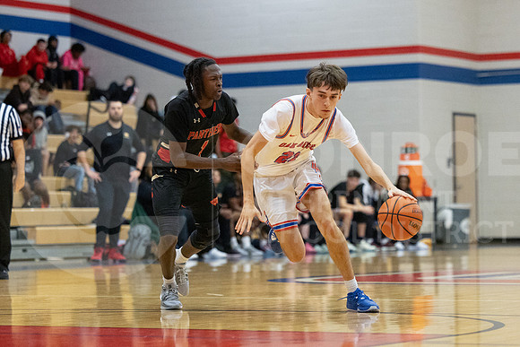 250108 CCHS vs ORHS Boys Basketball - Emma Warzon-42
