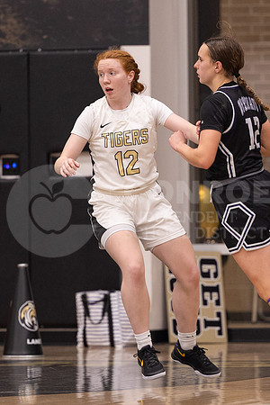 250131 Willis vs CHS Girls Basketball - Isabella Todd-35