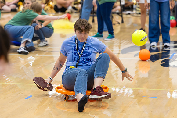 250808 CHS (Peet) Feeder Pep Rally-93