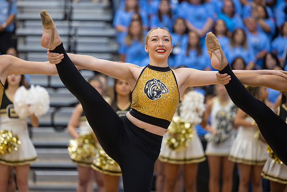 250808 CHS (Peet) Feeder Pep Rally-23