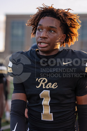 240830 Elsik vs CHS Football - Ainsley Stewart-58